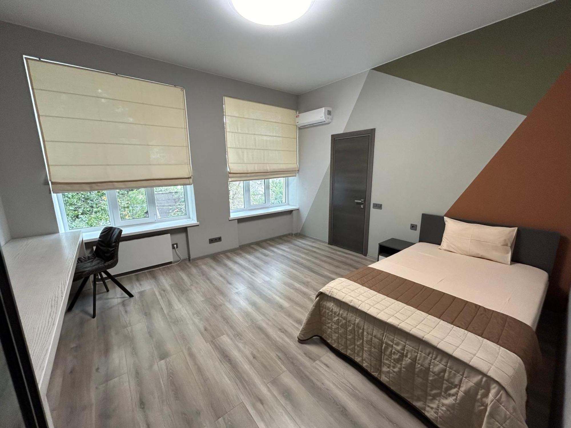 Prestige Apartments Kamjanske Exteriör bild